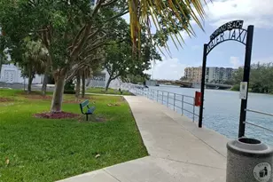 1505 N Riverside Dr, Pompano Beach, FL 33062 - Photo 32