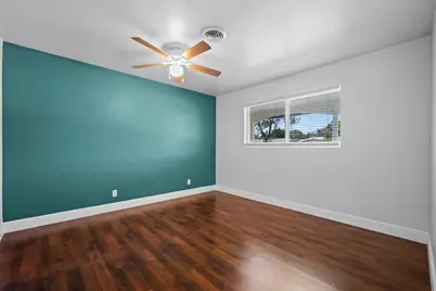 3130 Capri Road, Palm Beach Gardens, FL 33410 - Photo 12