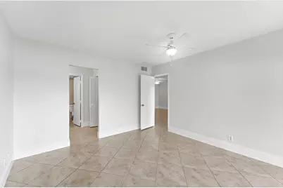 1427 E Hillsboro Boulevard #123, Deerfield Beach, FL 33441 - Photo 16