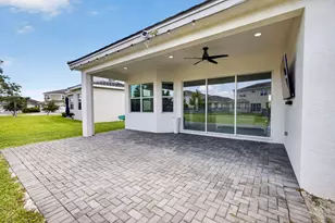 16293 Melogold Dr, The Acreage, FL 33470 - Photo 52