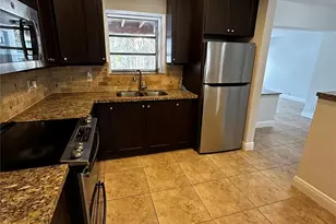 230 NE 21st St, Boca Raton, FL 33431 - Photo 6