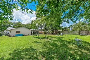 348 Sandpiper Ave, Royal Palm Beach, FL 33411 - Photo 40