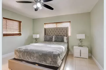 970 SW 3rd Avenue, Pompano Beach, FL 33060 - Photo 10