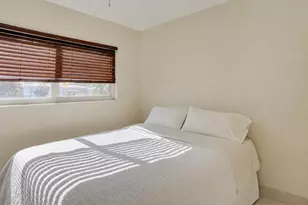 970 SW 3rd Ave, Pompano Beach, FL 33060 - Photo 12