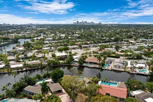 2156 NE 27th Dr, Wilton Manors, FL 33306 - Photo 40