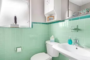 2156 NE 27th Dr, Wilton Manors, FL 33306 - Photo 20
