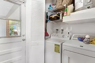 2156 NE 27th Dr, Wilton Manors, FL 33306 - Photo 24