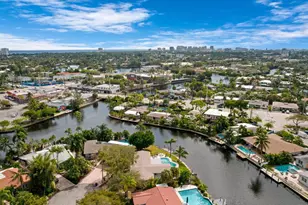 2156 NE 27th Dr, Wilton Manors, FL 33306 - Photo 38