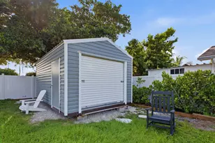 721 E Coast Ave, Lantana, FL 33462 - Photo 10