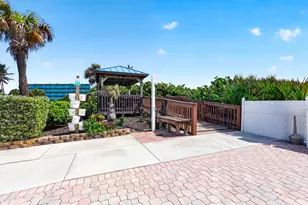 10725 S Ocean Dr, Jensen Beach, FL 34957 - Photo 48