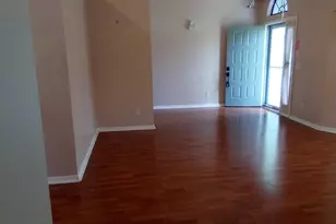 3071 SE Galt Cir, Port Saint Lucie, FL 34984 - Photo 2