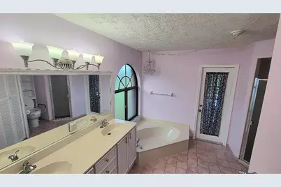 3071 SE Galt Circle, Port Saint Lucie, FL 34984 - Photo 10