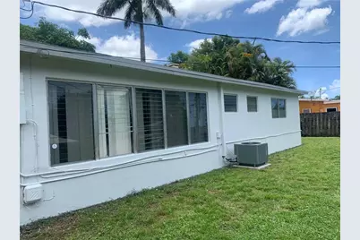 6900 NW 14th Court, Plantation, FL 33313 - Photo 2