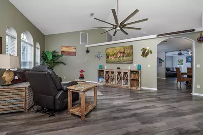 8173 SE Carlton Street, Hobe Sound, FL 33455 - Photo 6