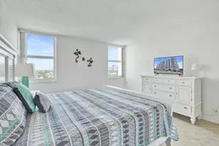 2881 NE 33rd Ct, Fort Lauderdale, FL 33306 - Photo 16