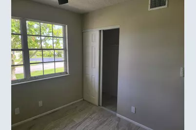 1562 SE Royal Green Circle #201, Port Saint Lucie, FL 34952 - Photo 4