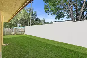 7010-7012 NW 78th Ave, Tamarac, FL 33321 - Photo 38