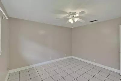 7010-7012 NW 78th Avenue, Tamarac, FL 33321 - Photo 30