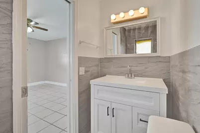 7010-7012 NW 78th Avenue, Tamarac, FL 33321 - Photo 22