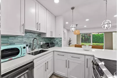 5720 Old Ocean Boulevard #4w, Ocean Ridge, FL 33435 - Photo 6