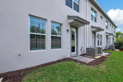 1807 SE Ocean Cove Way, Stuart, FL 34996 - Photo 28