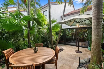 2379 Treasure Isle Drive #24, Palm Beach Gardens, FL 33410 - Photo 2