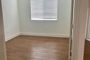 631 SW 111th Ln, Pembroke Pines, FL 33025 - Photo 8