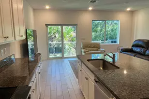 791 NE Trailside Run, Port Saint Lucie, FL 34983 - Photo 4