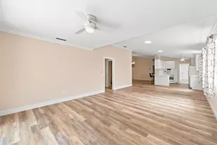 7780 Pine Island Way, West Palm Beach, FL 33411 - Photo 6