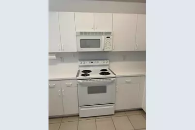 16323 SW 6th Street, Pembroke Pines, FL 33027 - Photo 14