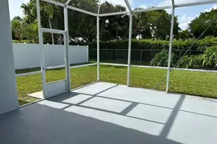 16323 SW 6th St, Pembroke Pines, FL 33027 - Photo 20