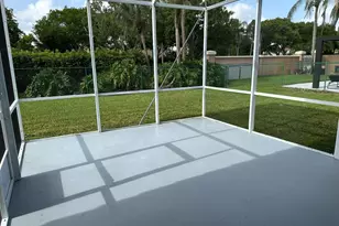 16323 SW 6th St, Pembroke Pines, FL 33027 - Photo 32