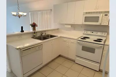 16323 SW 6th Street, Pembroke Pines, FL 33027 - Photo 16