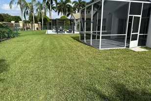 16323 SW 6th St, Pembroke Pines, FL 33027 - Photo 22