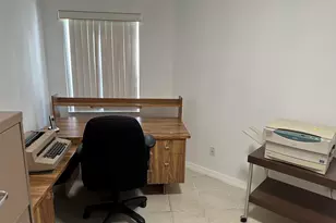 16323 SW 6th St, Pembroke Pines, FL 33027 - Photo 24
