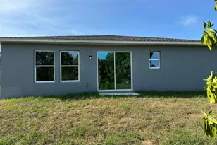 6050 Pecan Cir, Labelle, FL 33935 - Photo 4