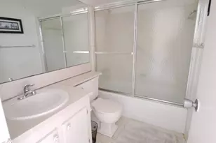 42 Norwich B, West Palm Beach, FL 33417 - Photo 6