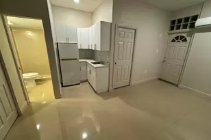 9033 NW 174th St, Hialeah, FL 33018 - Photo 4