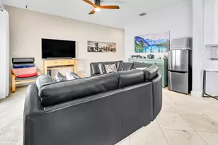 5428 Pointe Villa Dr, Lighthouse Point, FL 33064 - Photo 6