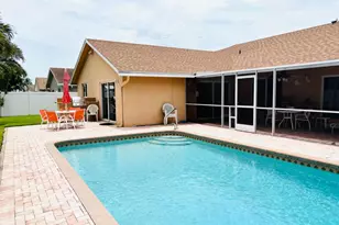1076 SW 26th Terrace, Deerfield Beach, FL 33442 - Photo 10