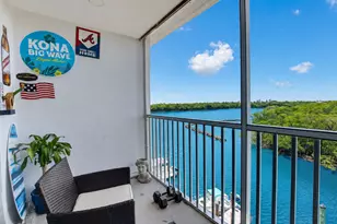 689 NE 6th Ct, Boynton Beach, FL 33435 - Photo 2