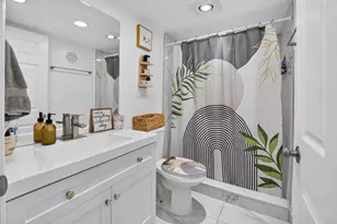 689 NE 6th Ct, Boynton Beach, FL 33435 - Photo 22