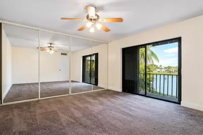 215 Lake Arbor Drive, Palm Springs, FL 33461 - Photo 8