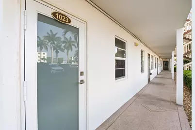 1023 Guildford #B, Boca Raton, FL 33434 - Photo 1