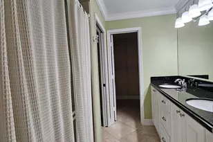 7526 Pinewalk Dr S, Margate, FL 33063 - Photo 8