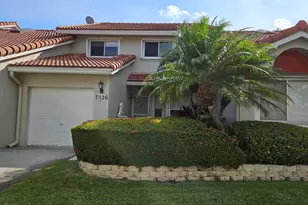 7526 Pinewalk Dr S, Margate, FL 33063 - Photo 1