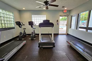 7526 Pinewalk Dr S, Margate, FL 33063 - Photo 24