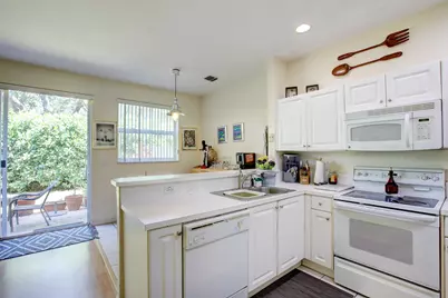 11705 NW 47th Drive, Coral Springs, FL 33076 - Photo 10