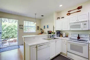 11705 NW 47th Dr, Coral Springs, FL 33076 - Photo 10