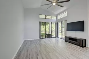 10201 Lexington Lakes Blvd N, Boynton Beach, FL 33436 - Photo 4
